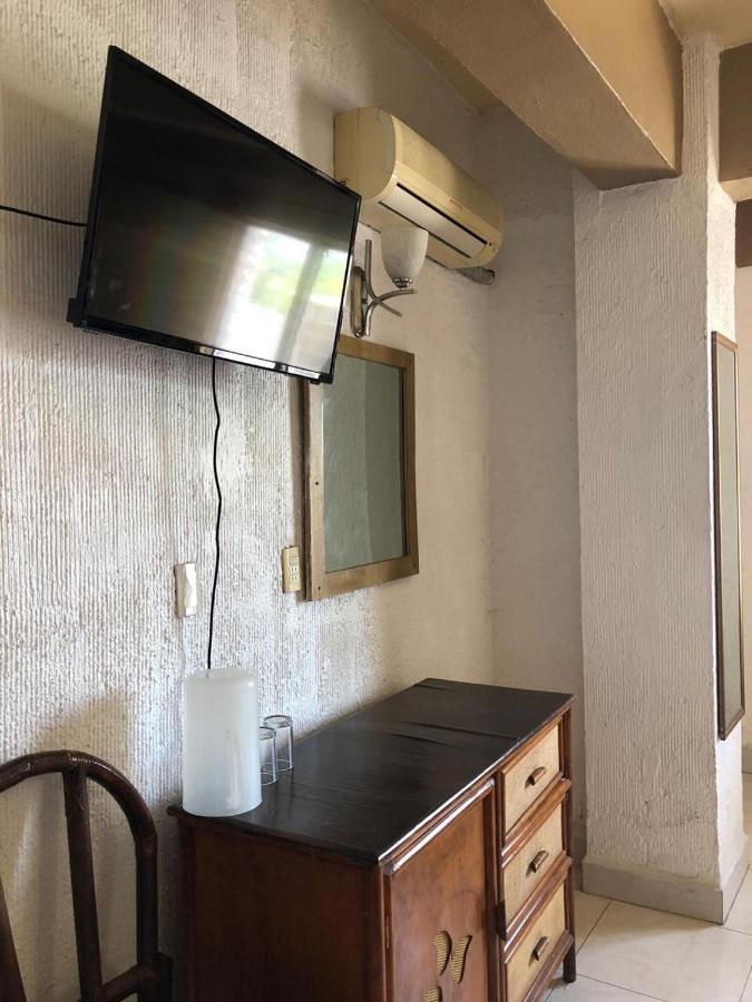Hotel Sol Del Pacifico Lázaro Cárdenas Екстериор снимка