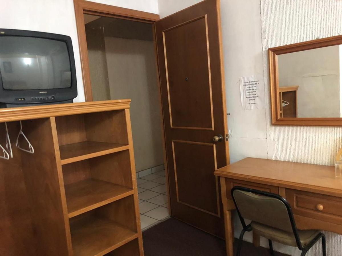 Hotel Sol Del Pacifico Lázaro Cárdenas Екстериор снимка