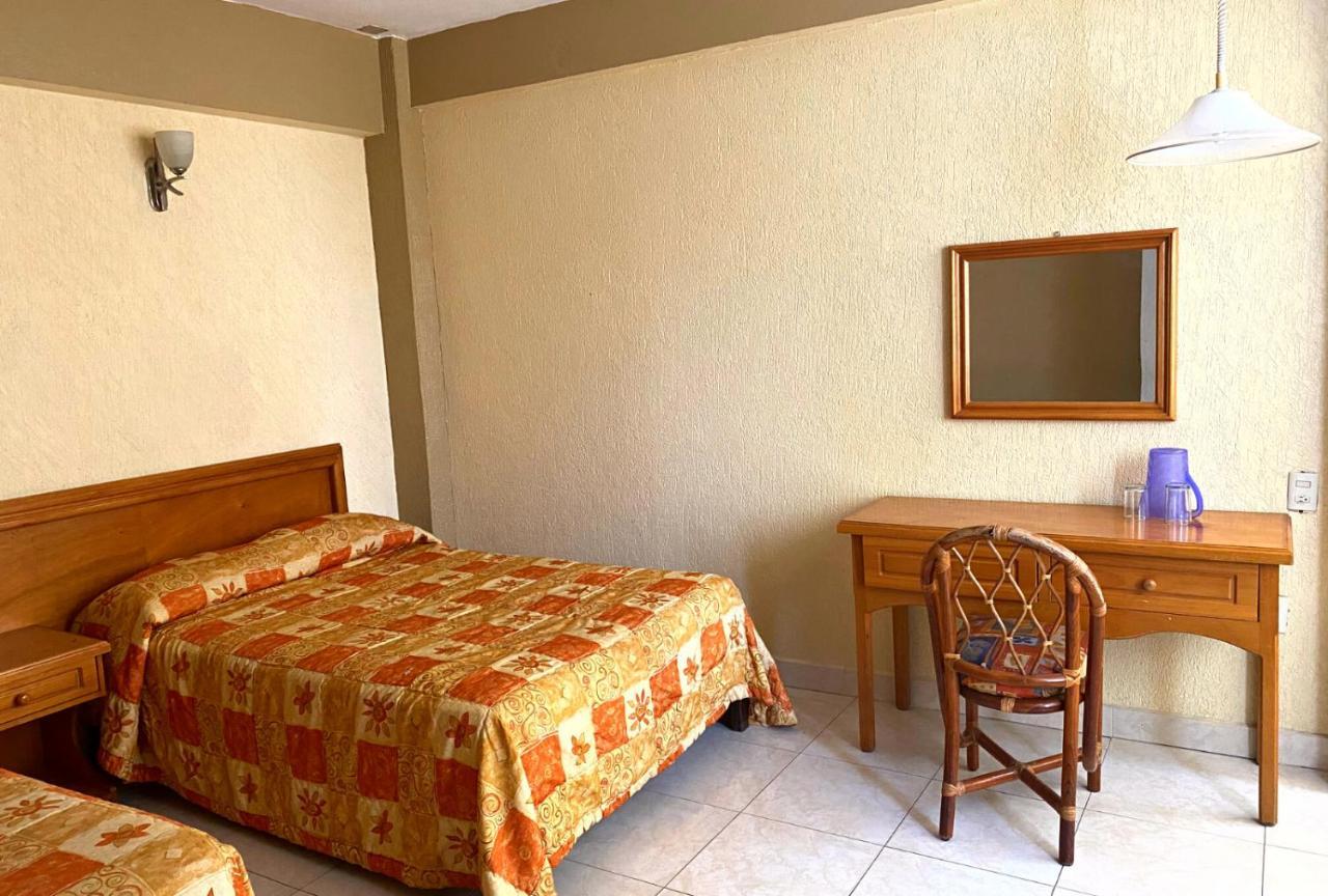 Hotel Sol Del Pacifico Lázaro Cárdenas Екстериор снимка